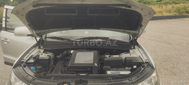 Hyundai Santa Fe-15