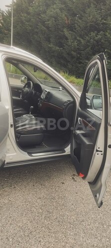 Hyundai Santa Fe-12