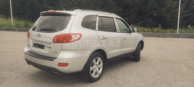 Hyundai Santa Fe-4
