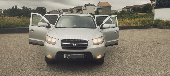 Hyundai Santa Fe-1