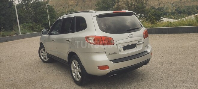 Hyundai Santa Fe-6