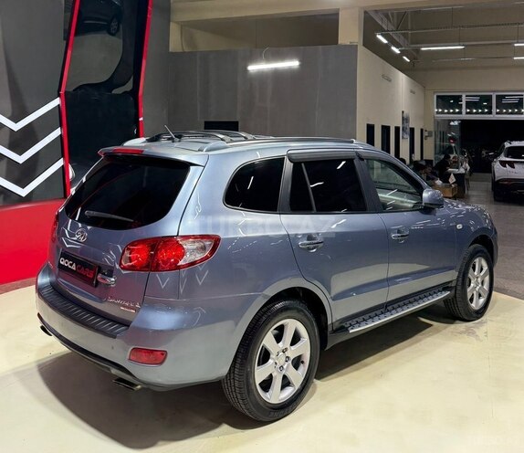 Hyundai Santa Fe-9