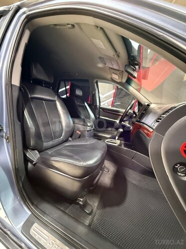 Hyundai Santa Fe-15