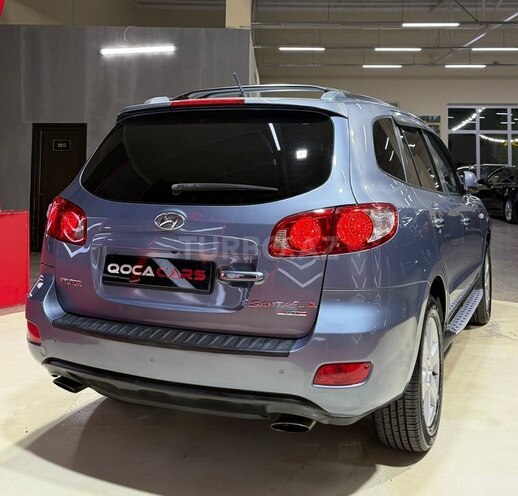 Hyundai Santa Fe-10