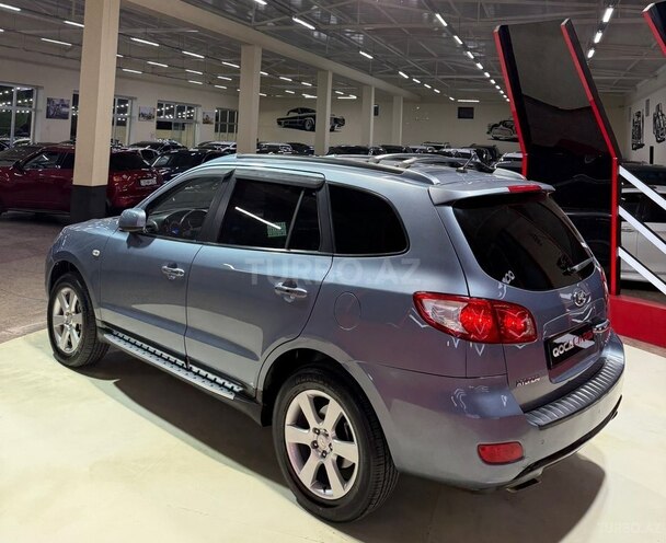 Hyundai Santa Fe-8