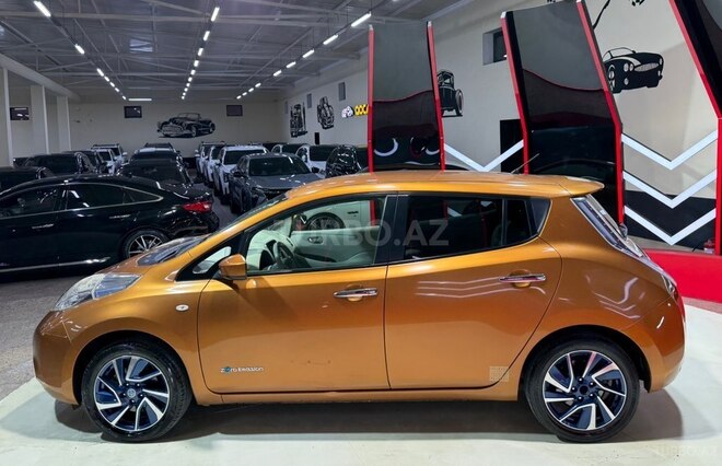 Nissan Leaf-6