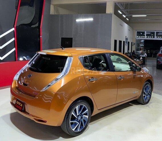 Nissan Leaf-8