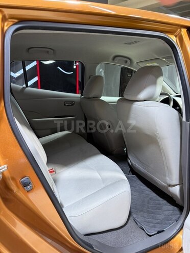 Nissan Leaf-15
