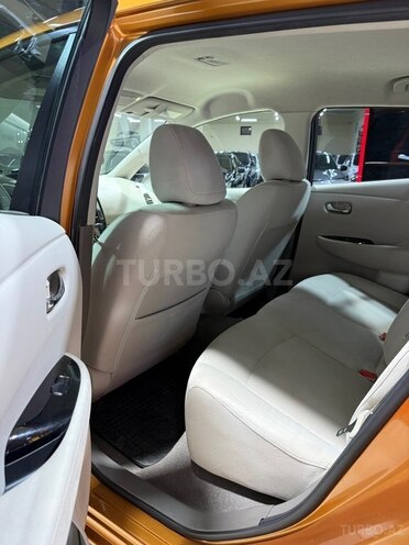 Nissan Leaf-16