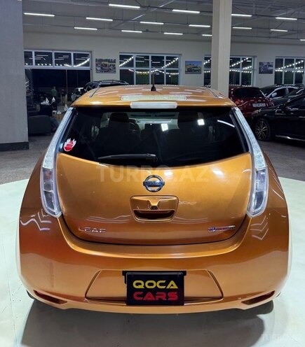 Nissan Leaf-11