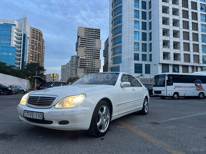 Mercedes S 500-11