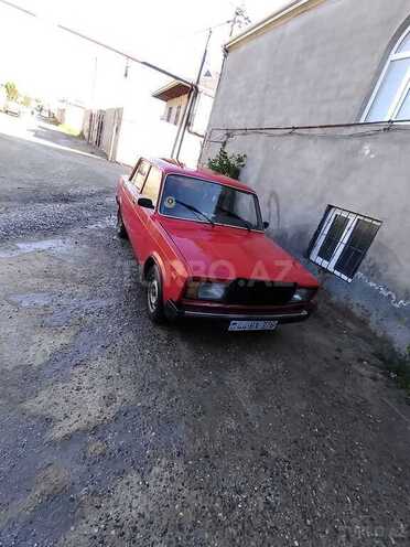 LADA (VAZ) 2107-1