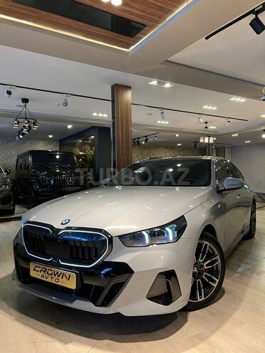 BMW 520-1