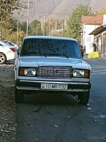 LADA (VAZ) 2107-1
