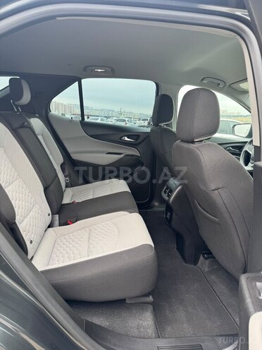 Chevrolet Equinox-8