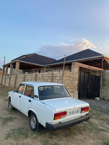LADA (VAZ) 2107-17