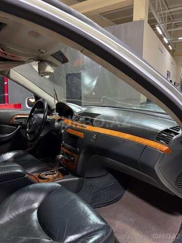 Mercedes S 350-11