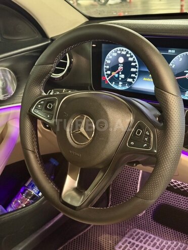 Mercedes E 200-16