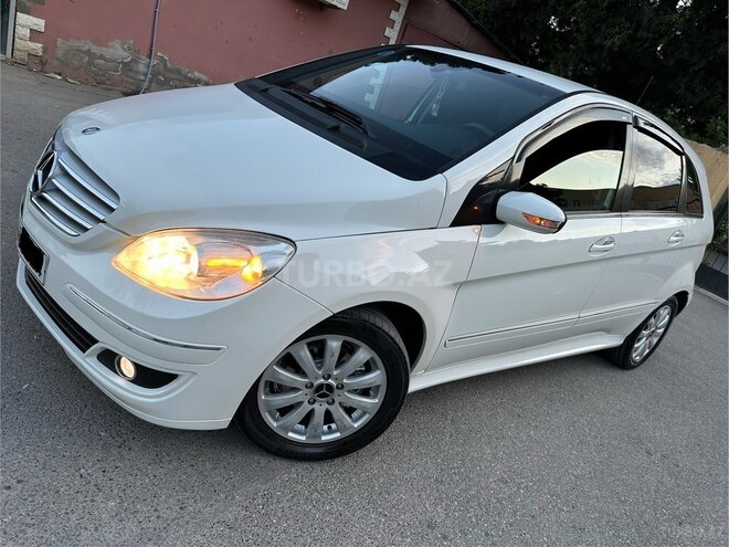 Mercedes B 170-7