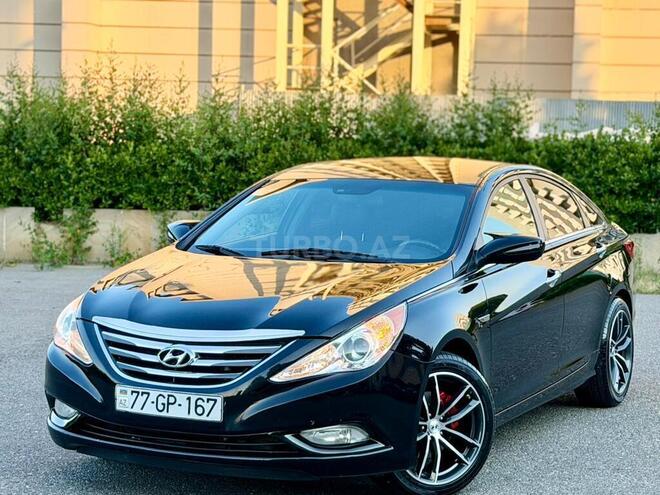 Hyundai Sonata-1
