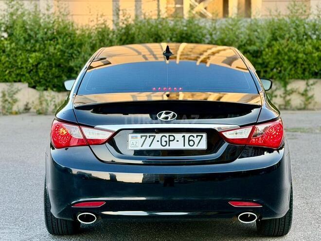 Hyundai Sonata-6