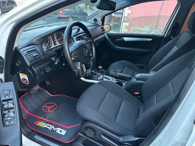 Mercedes B 170-19