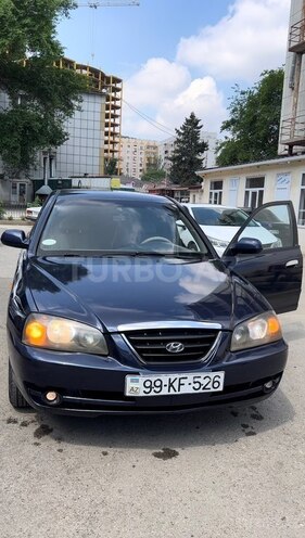 Hyundai Elantra-2