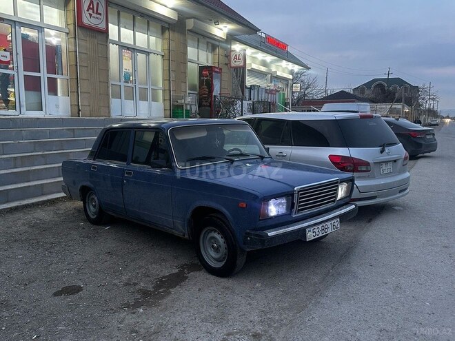 LADA (VAZ) 2107-4
