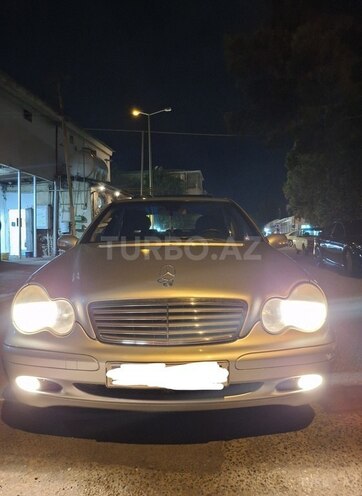 Mercedes C 200-1
