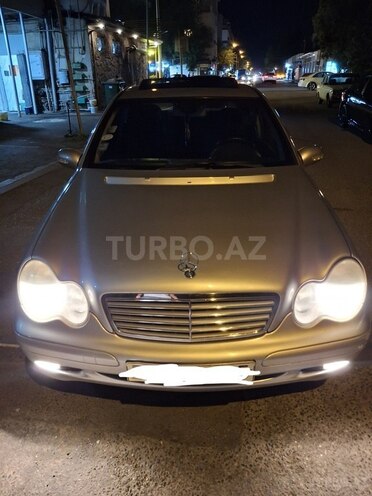 Mercedes C 200-2