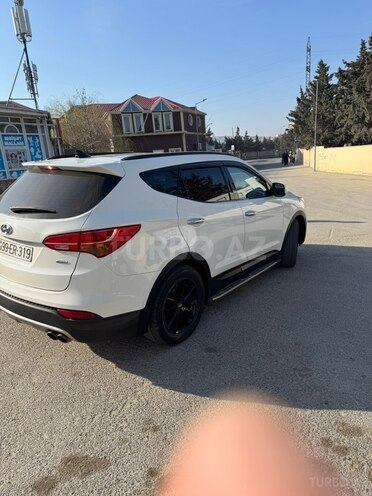 Hyundai Santa Fe-3