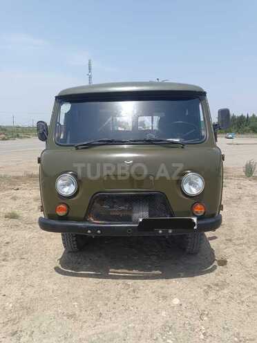 UAZ 452-1