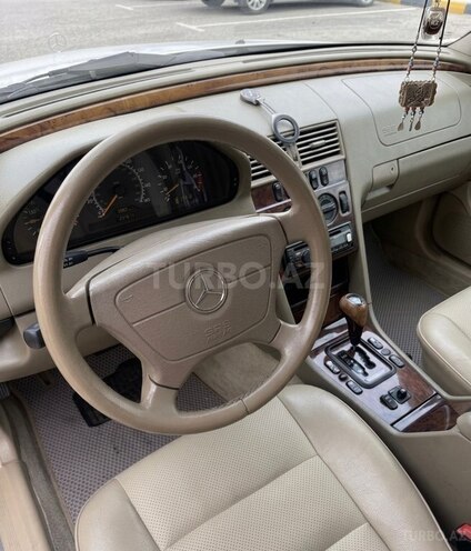 Mercedes C 230-3