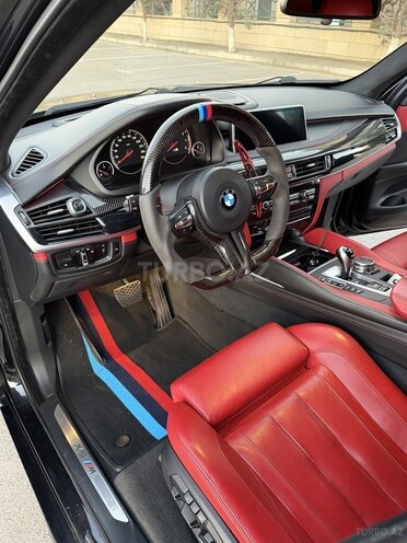 BMW X5 M-8