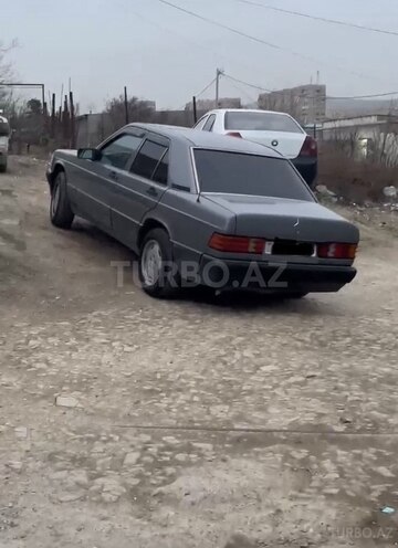 Mercedes 190-3