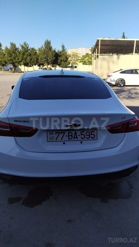 Chevrolet Malibu-8