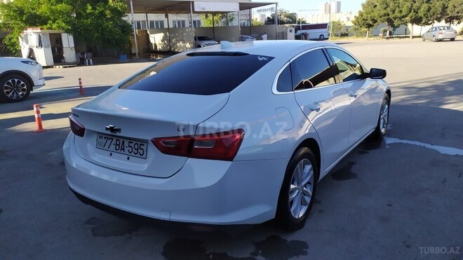 Chevrolet Malibu-9