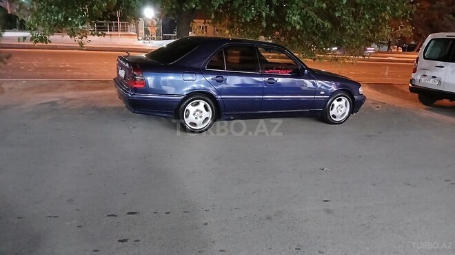 Mercedes C 240-3