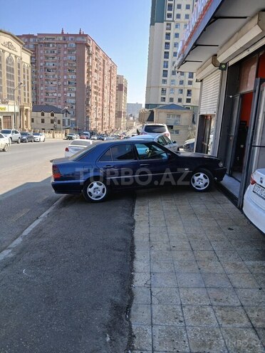 Mercedes C 240-6
