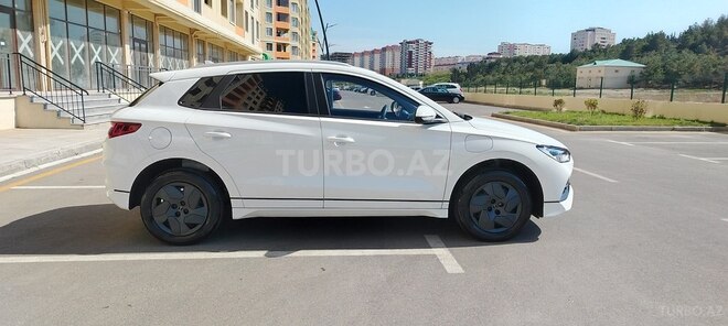 BYD e2-6