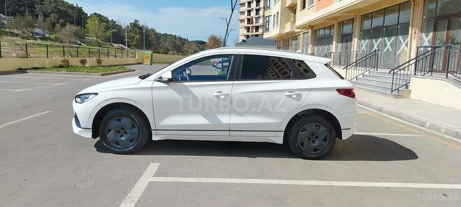 BYD e2-5
