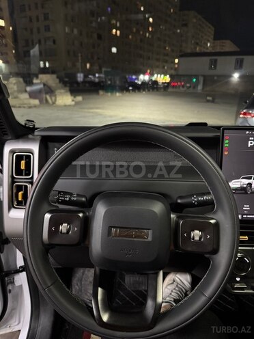 iCar V23-13