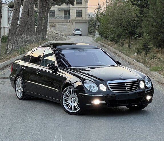Mercedes E 240-3