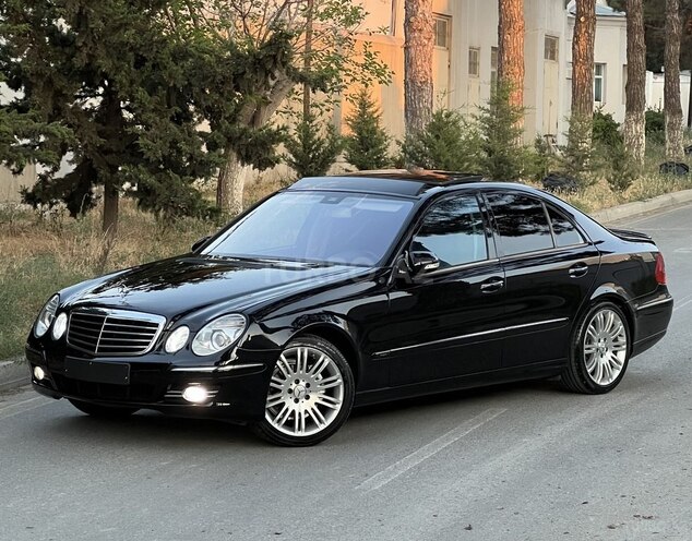Mercedes E 240-6