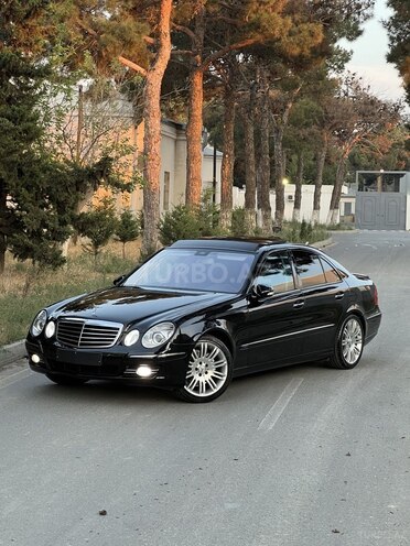 Mercedes E 240-8