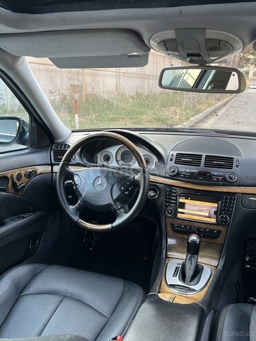 Mercedes E 240-14