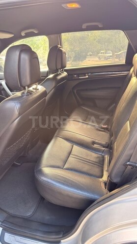 Kia Sorento-14