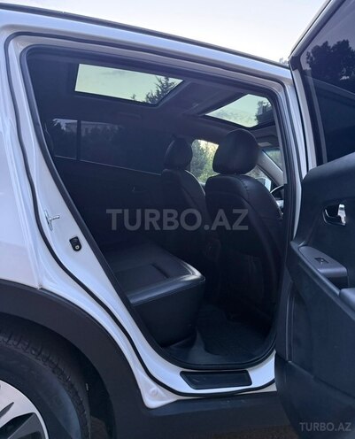 Kia Sportage-13