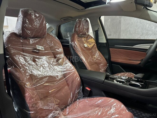 Changan Eado Plus-13