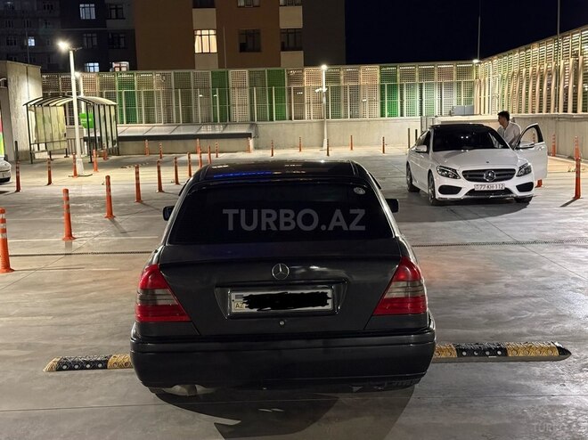Mercedes C 180-3
